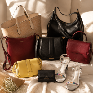 Kate Spade 뉴욕 데코 데님 스웨이드 호보백 $94.99