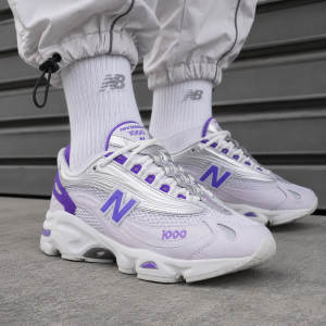 Y2K 무드 1000 스니커즈 $50 👟