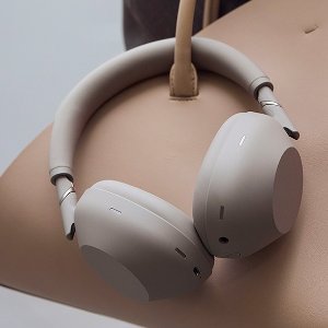 WH-1000XM5 헤드폰 $198