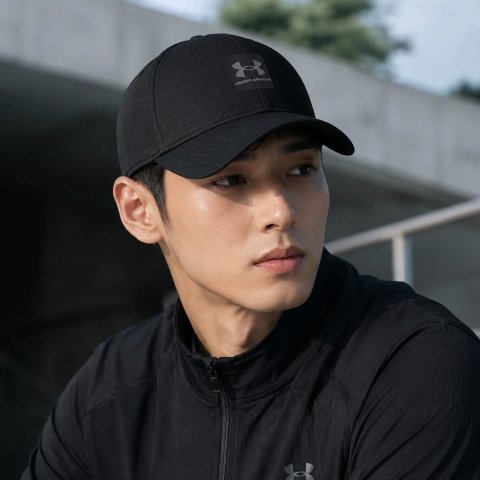 Under Armour Iso-Chill 아머벤트 스트레치 핏 모자