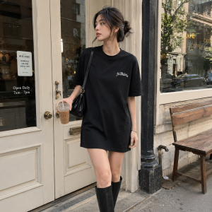 볼캡 $41, 반팔 원피스 $90