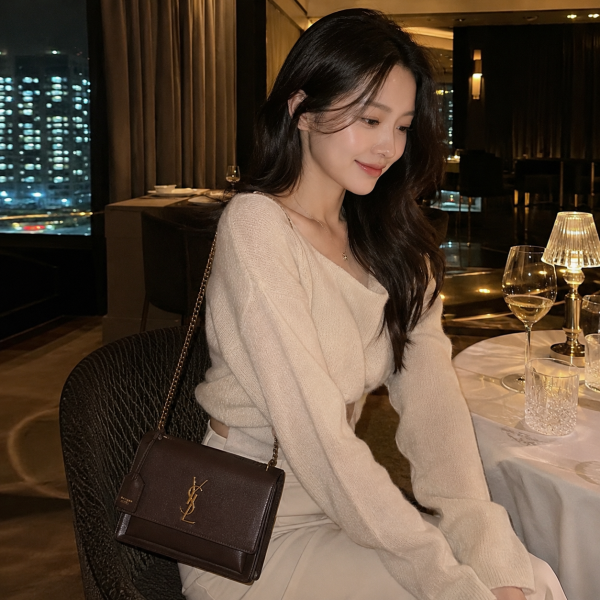 루루 숄더백 $2,479.99 💖Saint Laurent, Celine 등 최대 82% 할인 + 추가 15% 할인