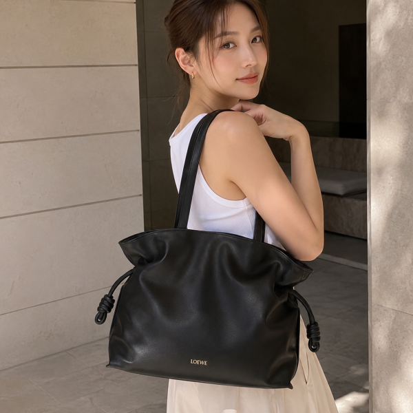 캣아이 선글라스 $273Loewe 패션 세일 최대 70% 할인 🤎