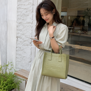 미디엄 토트백 $109.97