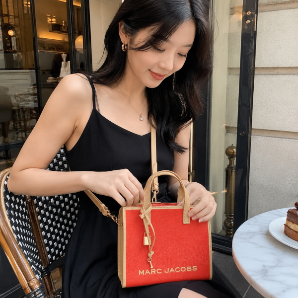 마크 제이콥스 퀼팅 백 $57.72Nordstrom Rack 가방 최대 70% 할인 + 추가 25% 할인 👜