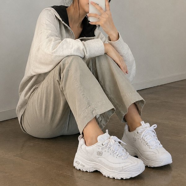 디라이트 프레시 스타트 스니커즈 $48.99Skechers 풋웨어 최대 55% 할인