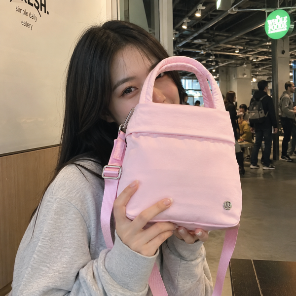 Lululemon 온 마이 레벨 스몰 토트백 5L 핑크