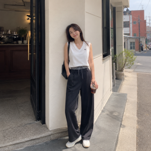 On 클라우드 6 스니커즈 $120