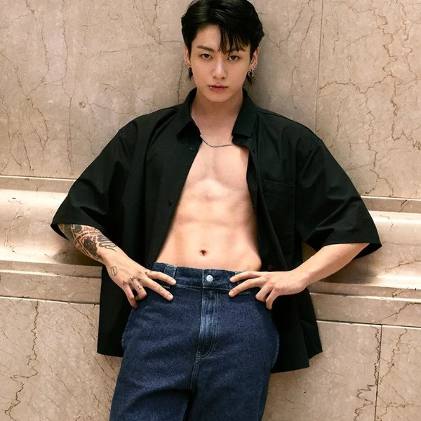 모노그램 브라렛 $10.08Calvin Klein 여름 세일 최대 70% + 추가 20% 할인 ☀️
