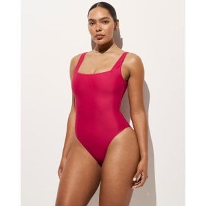 Moduba클래식 스컬프트™ 스퀘어넥 원피스 수영복