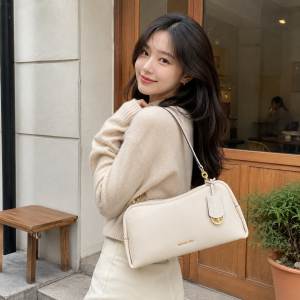 우븐 크로스백 $71.10 👜
