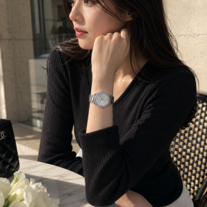 스와로브스키 Cetra Quartz 실버 다이얼 여성용 시계 $93.50