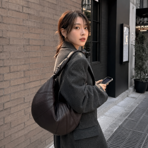 르메르 코튼 셔츠 $160