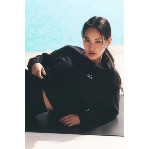 Moduba아콜레이드 크루넥 풀오버