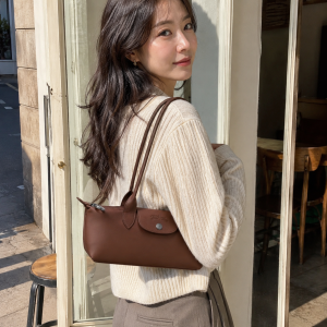 미디엄 토트백 $168.52 👜