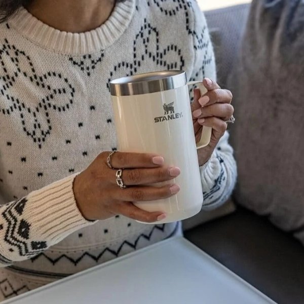 Stanley 스테이-핫 캠프 머그 24oz