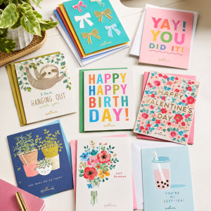 Crown Rewards 가입 시 매달 무료 Greeting Card